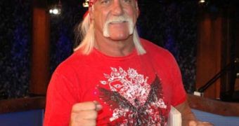 Hulk Hogan damaged his hair by trying to dye it at home, has had extensions put in