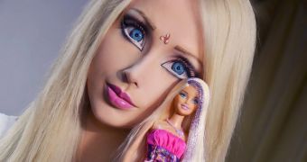 Valeria Lukyanova, the Human Barbie, claims she can live with just air and light