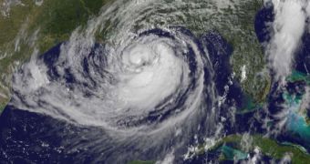 Hurricane Isaac seen over the Gulf of Mexico, on August 28, 2012 (@10:25 am EDT/1425 GMT)