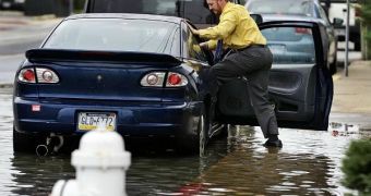 Hurricane Sandy: Fires, Floods, Death, $20 Billion (€15.4 Billion) in Damages [Bloomberg]