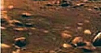 A photograph of Titan's soil, taken by the Huygens lander
