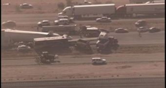 19 vehicles crashed on the I-10 on Tuesday