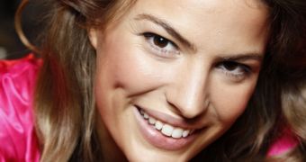 “I Won the Genetic Lottery,” Says Victoria’s Secret Model Cameron Russell