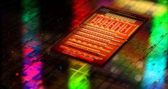 Intel criticizes IBM's nanophotonics chip