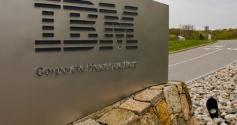 IBM plans to enter cloud computing software business