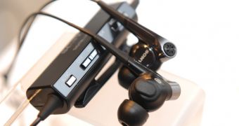 IFA 2011: Sony Offers Variety with NC100D Headphones
