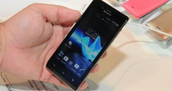 IFA 2012: Sony Xperia J Hands-On