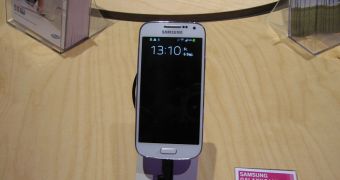 Samsung Galaxy S4 mini Hands-on