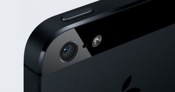 IHS: iPhone 5 Has the Most Complex Antenna Array We’ve Seen on Any Phone