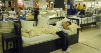 Chinese IKEA allows customers to sleep in the stores