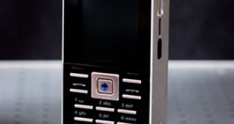 INCRUDO Launches Its Phantom Luxury Phone, Titanium Included