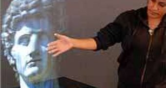 IO2 Presents Next-Generation Holographic Display