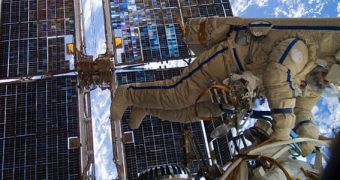 NASA and JAXA astronauts are conducting a new spacewalk today, August 30, 2012