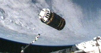 The unpiloted Japanese H-2 Transfer Vehicle (HTV) makes its final approach to the International Space Station on Sept. 17, 2009
