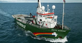 ITLOS demands the release of the Arctic 30 and their ship