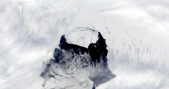 Aqua MODIS image showing the calving event on the West Antarctic Ice Sheet that created the new, massive iceberg