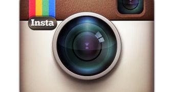 Instagram rumor sends Facebook shares down