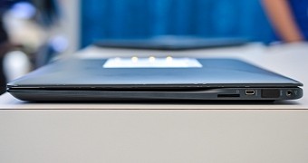 Intel shows laptop with secondary E-Ink display