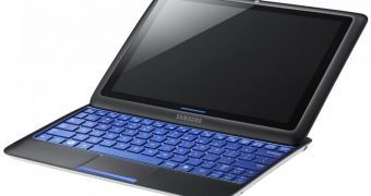 Samsung Sliding PC 7 Series tablet powered by Intel Oak Trail Z670 SoC