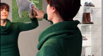 Interactive RFID Mirror Displays Rich Personalized Clothing Info