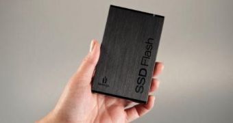 Iomega portable 1.8-inch SSDs boast USB 3.0