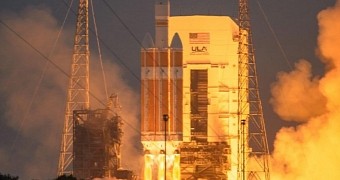It's On: NASA's Orion Spacecraft Launches atop Rocket, Heads for the Skies