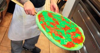 U.S. restaurant tries to attract more customers on St. Patrick's Day with green pizza