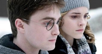J.K. Rowling regrets pairing up Hermione with Ron instead of Harry