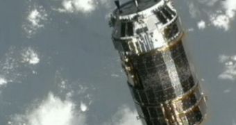 JAXA Cargo Spacecraft Docks to the ISS