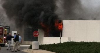 The fire at the JFK library in Boston is not connected to the marathon blasts