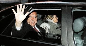 Jacques Chirac Viciously Attacked by Clinically Depressed Pet