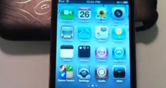 Jailbreak News: iPod touch 4 SHAttered via PwnageTool, iPhone 4 Support Coming