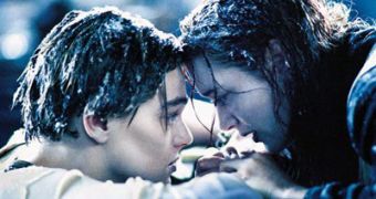 James Cameron Explains “Titanic” Ending, Jack’s Death – Video