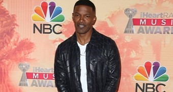 Jamie Foxx on the red carpet at the iHeartRadio Music Awards 2015