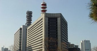 Japanese Authorities Don’t Want to Repeat Threat-Making Virus Gaffe