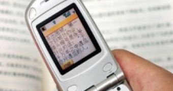 Japanese choose mobile phones instead of books