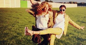 Beyonce and sister Solange Knowles party at Radio 1's Hackney Weekend