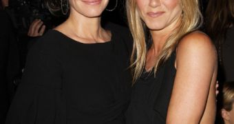 Jennifer Aniston is no longer friends with Courteney Cox, now that she has Justin Theroux, says report