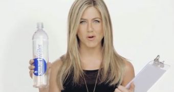 Jennifer Aniston in new Smart Water ad