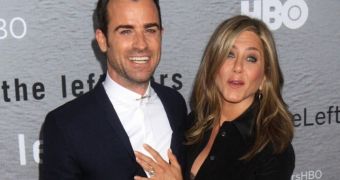 Jennifer Aniston shows up to support Justin Theroux at the premiere of “The Leftovers”