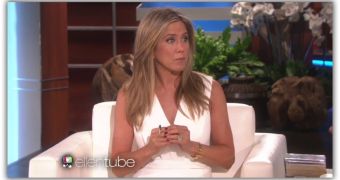 Jennifer Aniston talks Oscars 2015 snub, says she's happy people are talking about her movie in the first place