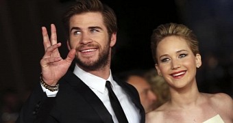 Jennifer Lawrence Is Dating Liam Hemsworth