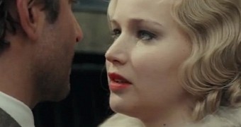 Jennifer Lawrence is a 1930s bombshell in "Serena" trailer