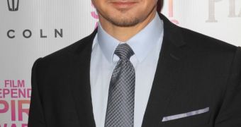 Jeremy Renner is expecting his first child with an ex girlfriend, says unconfirmed report