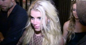 Jessica Simpson got her booze on on night out with friends and fiancé Eric Johnson