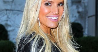 Jessica Simpson is almost back to her pre-pregnancy weight thanks to Weight Watchers