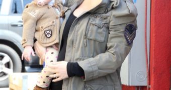 Jessica Simpson and daughter Maxwell step out on errands