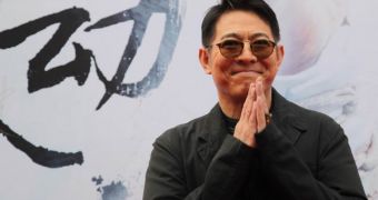 Jet Li is battling weight issues caused by hyperactive thyroid