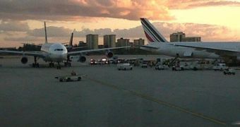 Two commercial jets collide in Miami