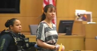 Jodi Arias attends a court hearing